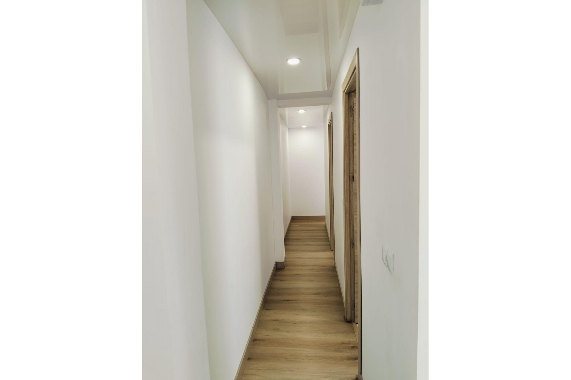 Reventa - Apartment -
Alicante - Altozano