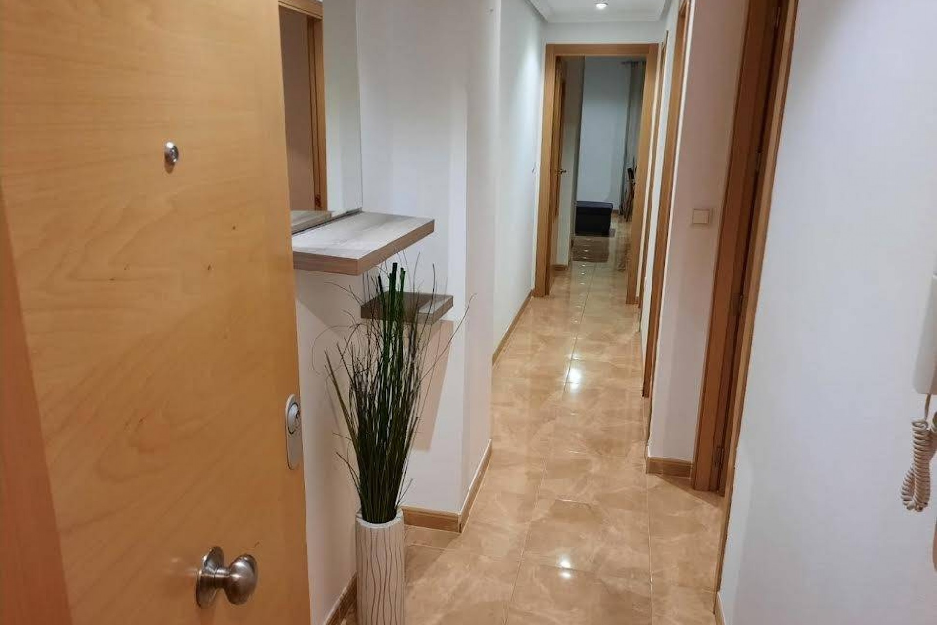 Reventa - Apartment -
Almoradí - Colegio Canales Y Martinez