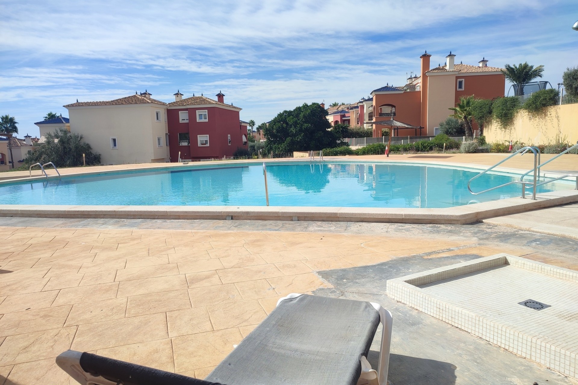 Reventa - Apartment -
Altaona Golf - Inland