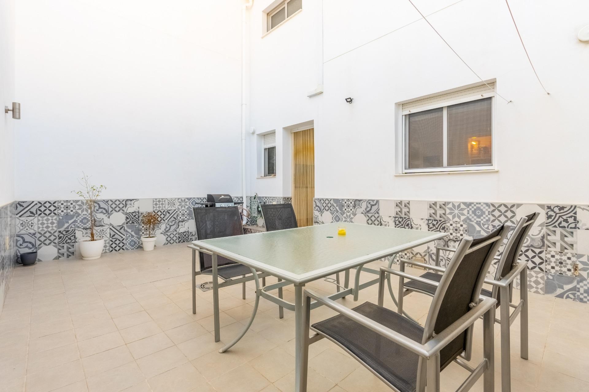 Reventa - Apartment -
Benijofar