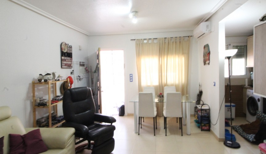 Reventa - Apartment -
Daya Nueva - Costa Blanca