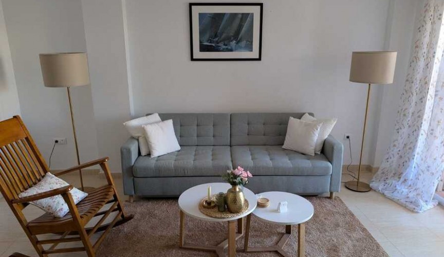 Reventa - Apartment -
Daya Nueva - Costa Blanca