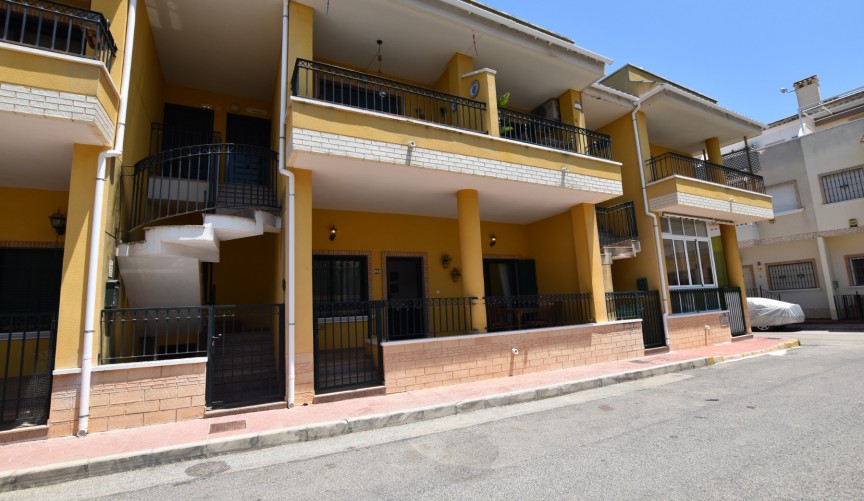 Reventa - Apartment -
Daya Vieja - Costa Blanca