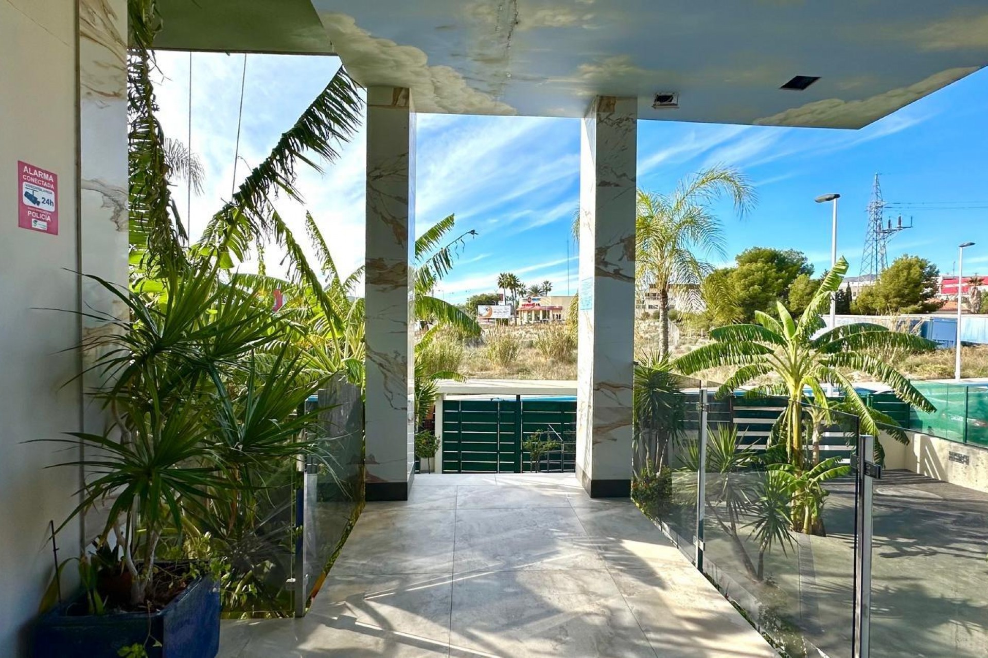 Reventa - Apartment -
Finestrat