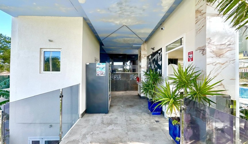 Reventa - Apartment -
Finestrat