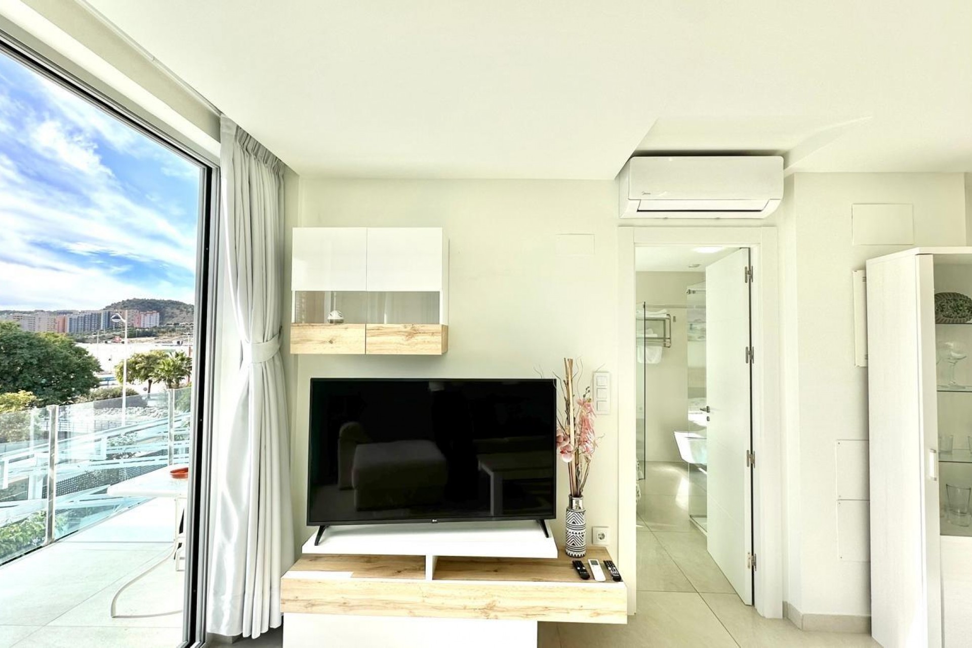 Reventa - Apartment -
Finestrat