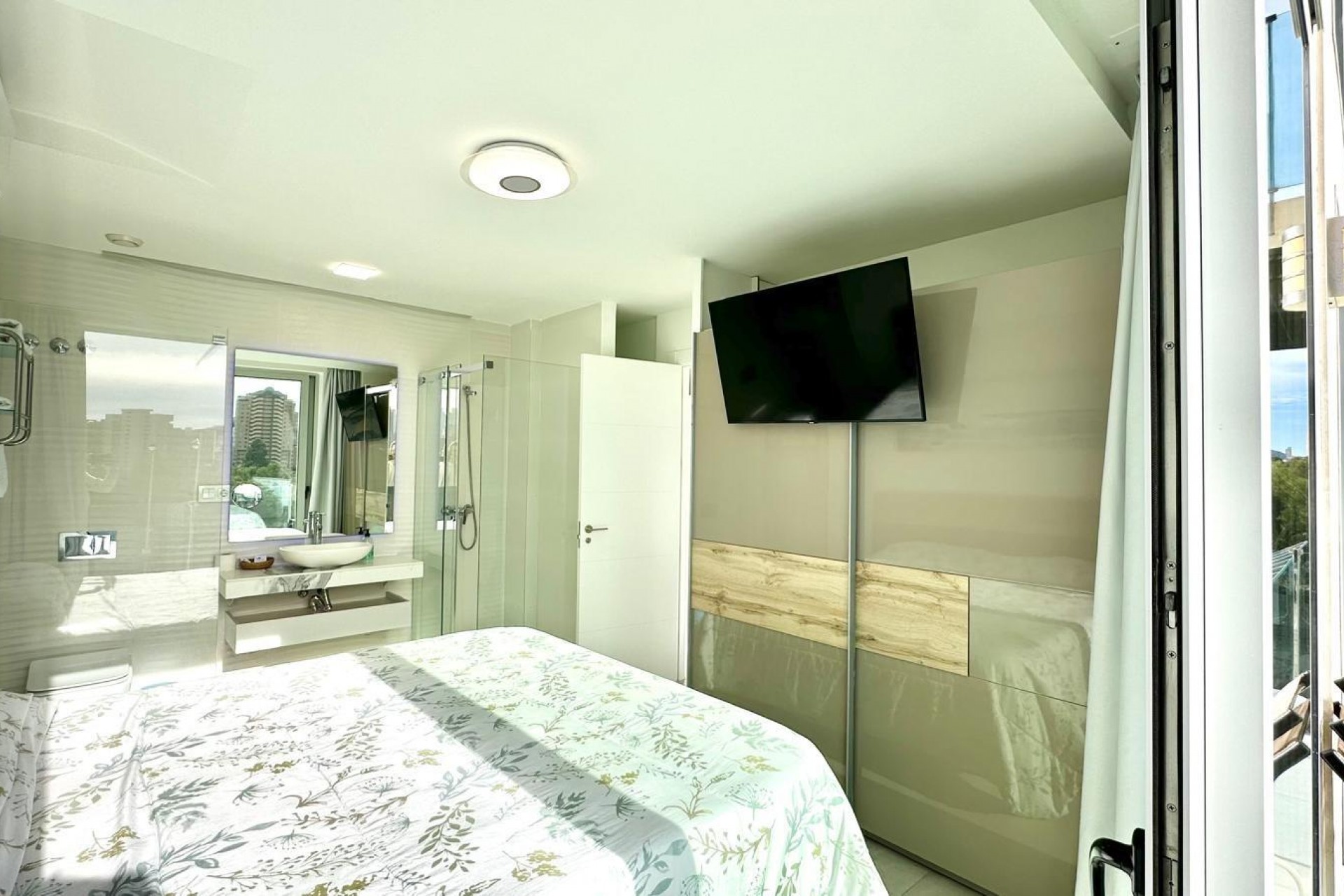 Reventa - Apartment -
Finestrat