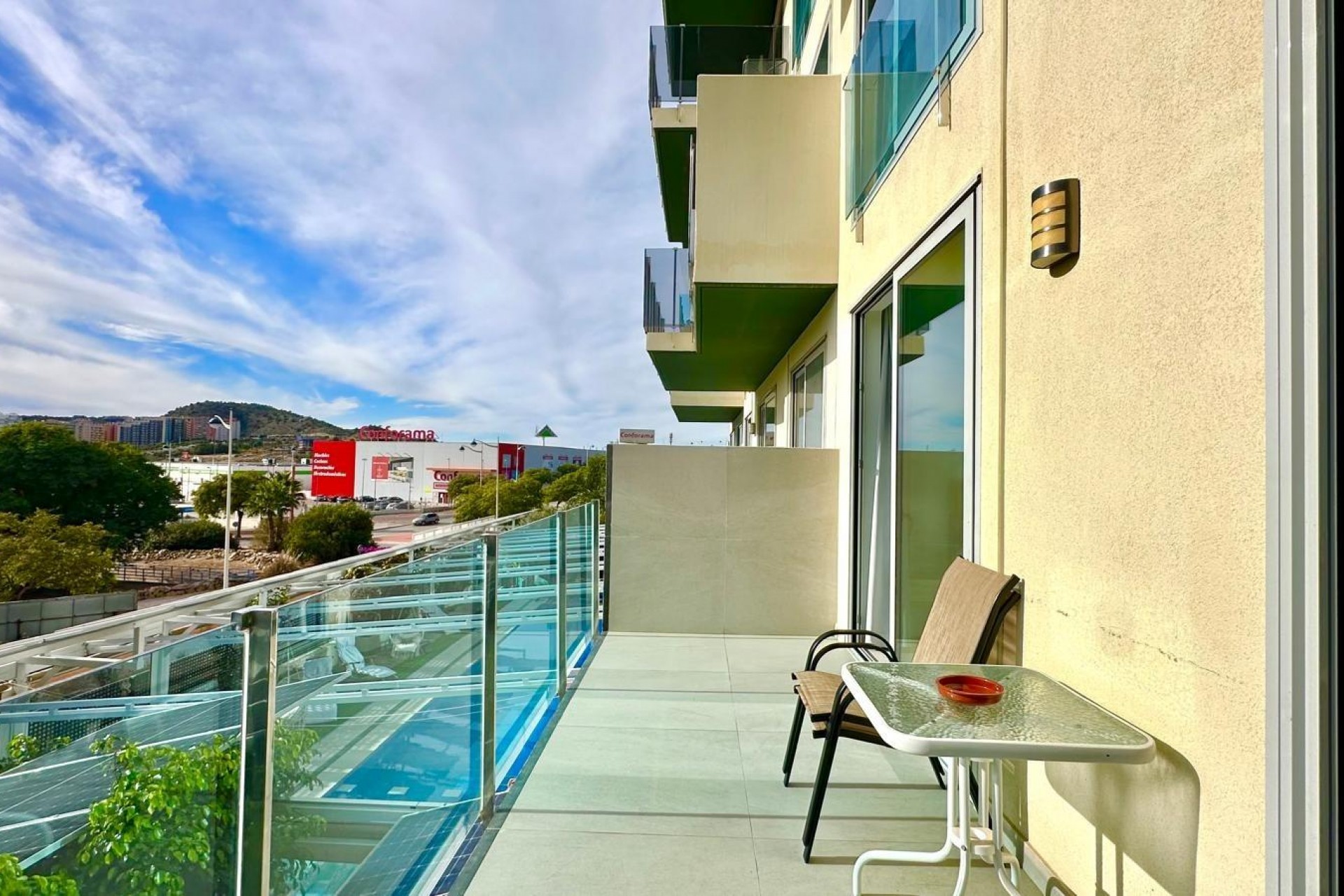 Reventa - Apartment -
Finestrat