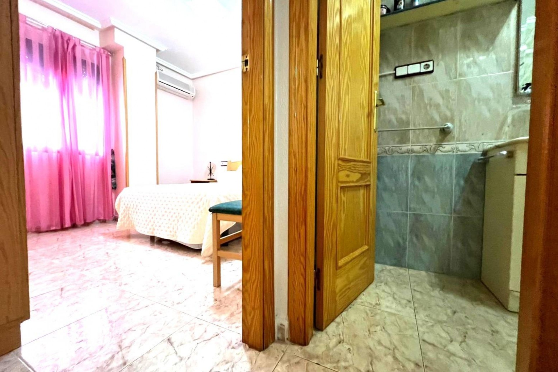 Reventa - Apartment -
Guardamar del Segura - Pueblo