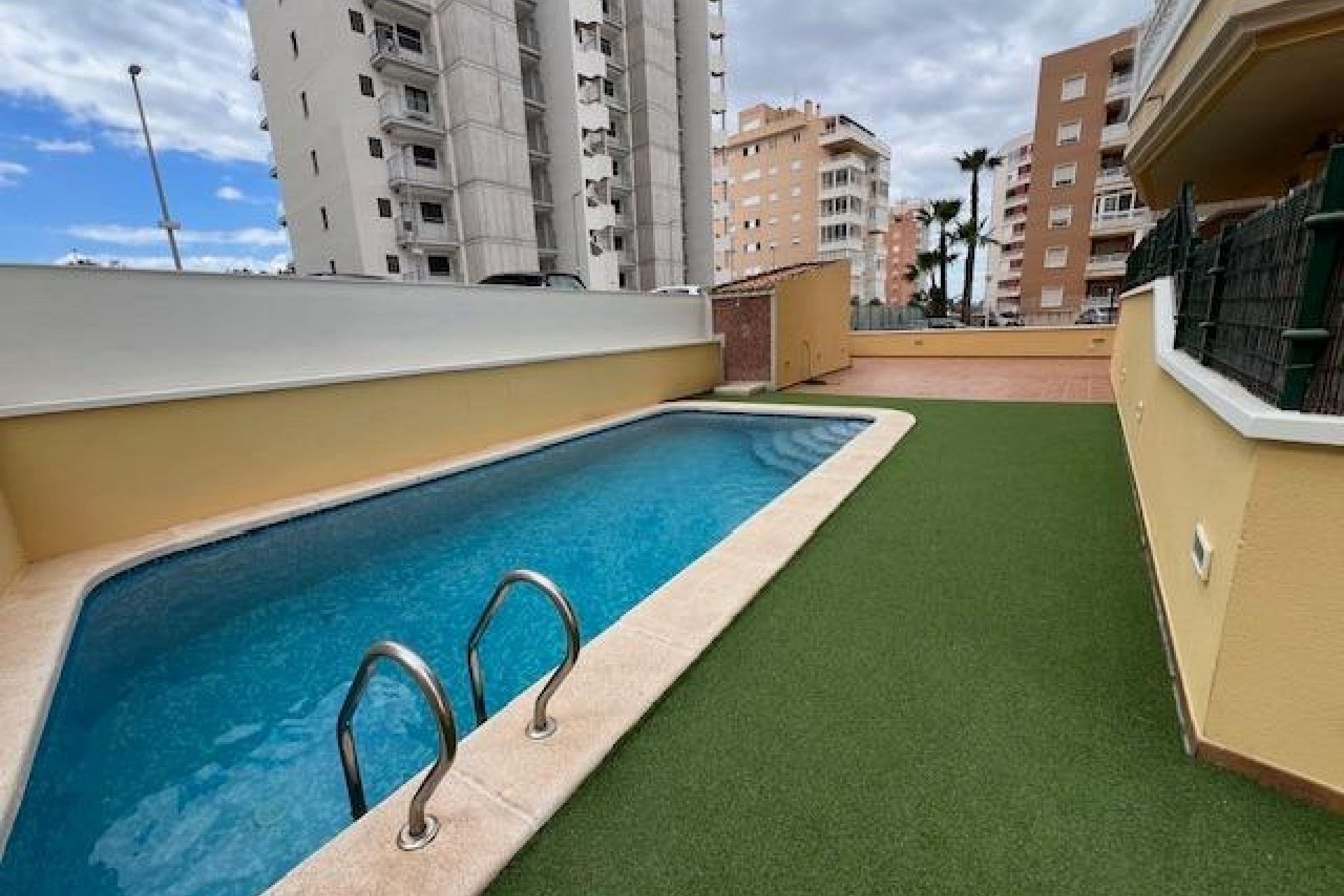 Reventa - Apartment -
Guardamar del Segura - Puerto Deportivo