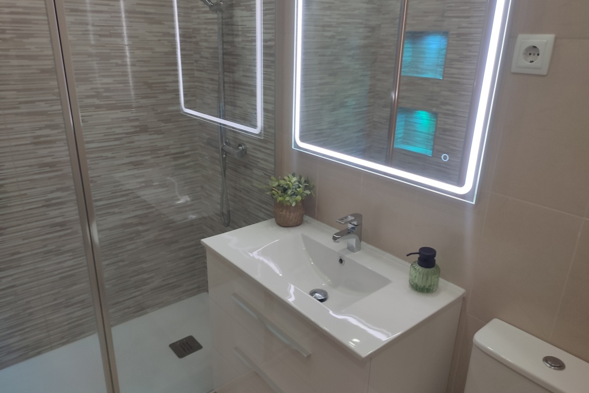 Reventa - Apartment -
Hacienda Riquelme Golf Resort - Inland