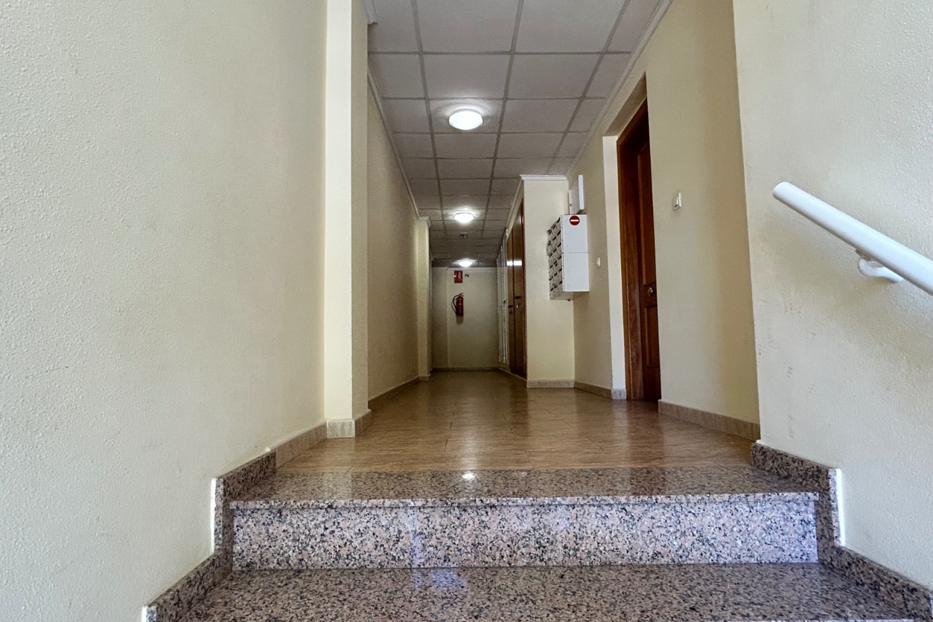 Reventa - Apartment -
Jacarilla - Inland