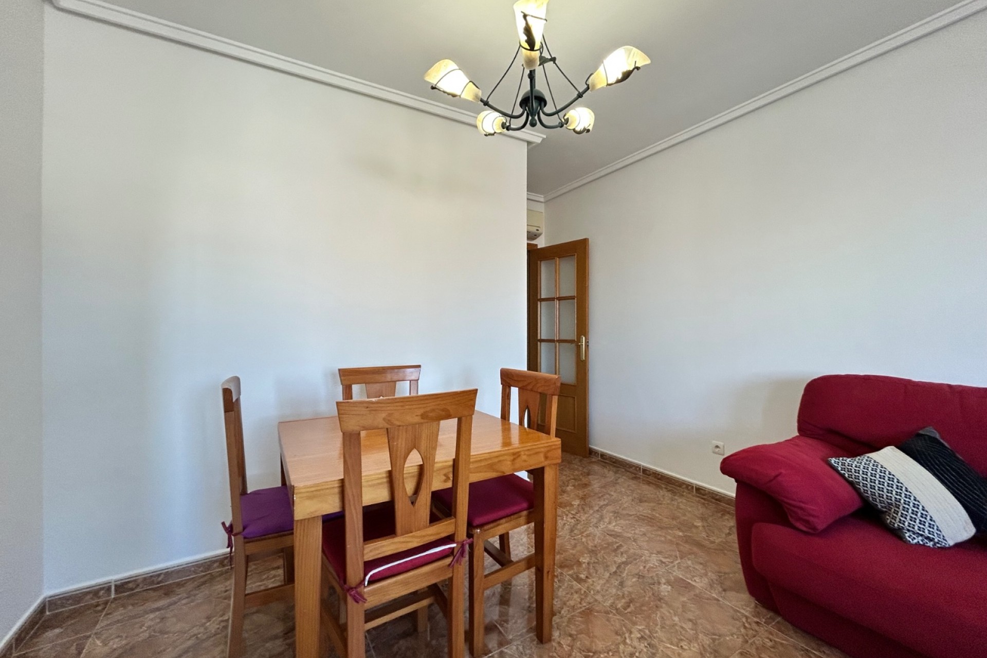 Reventa - Apartment -
Jacarilla - Inland