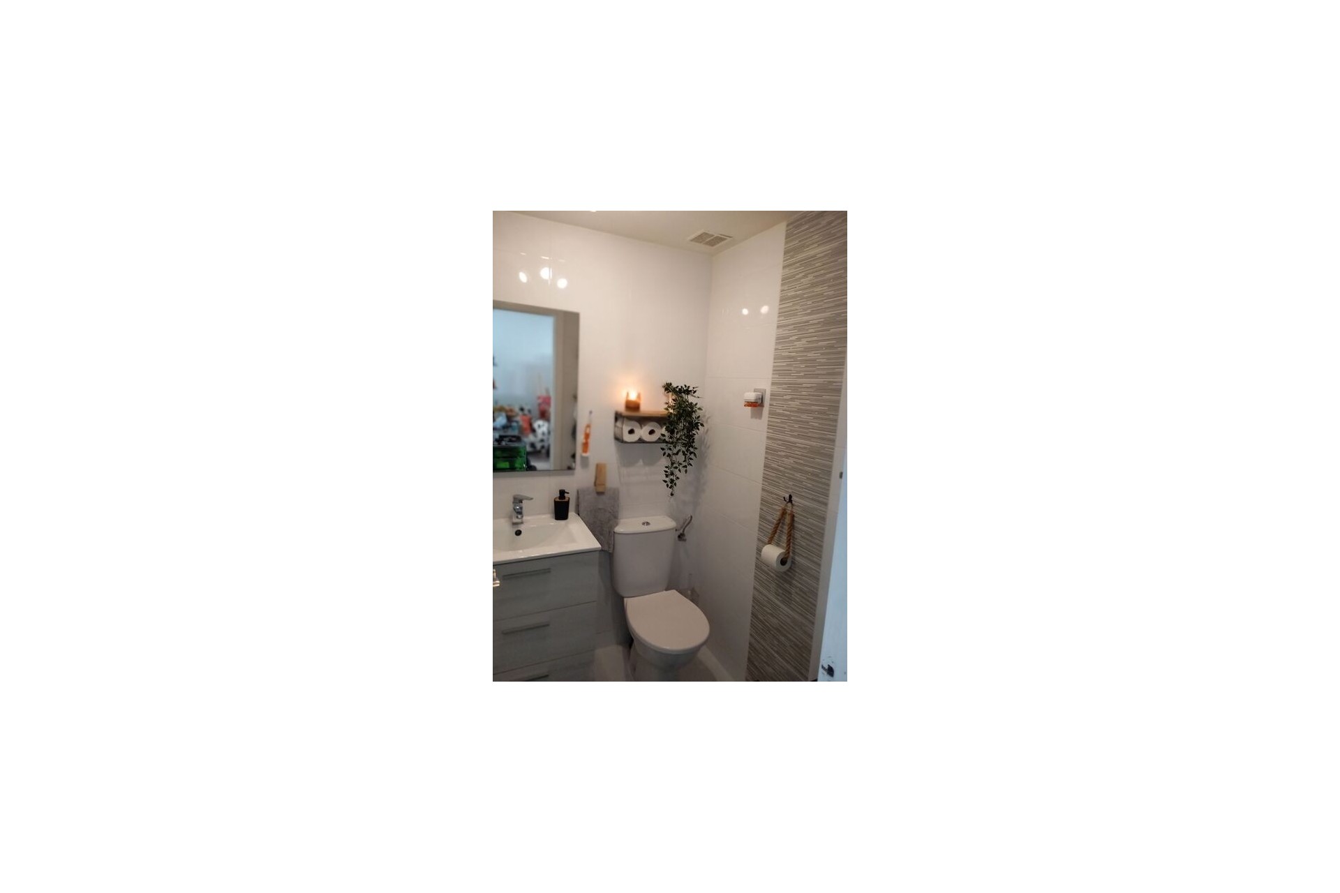 Reventa - Apartment -
Jacarilla - Inland