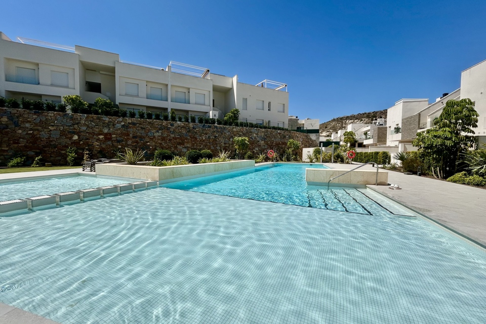 Reventa - Apartment -
La Finca Golf Resort - Inland
