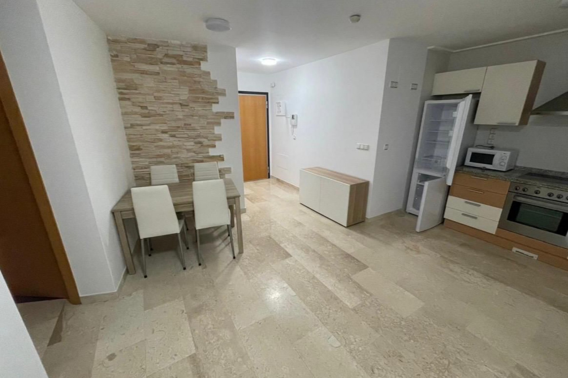 Reventa - Apartment -
La Tercia Golf Resort - Inland