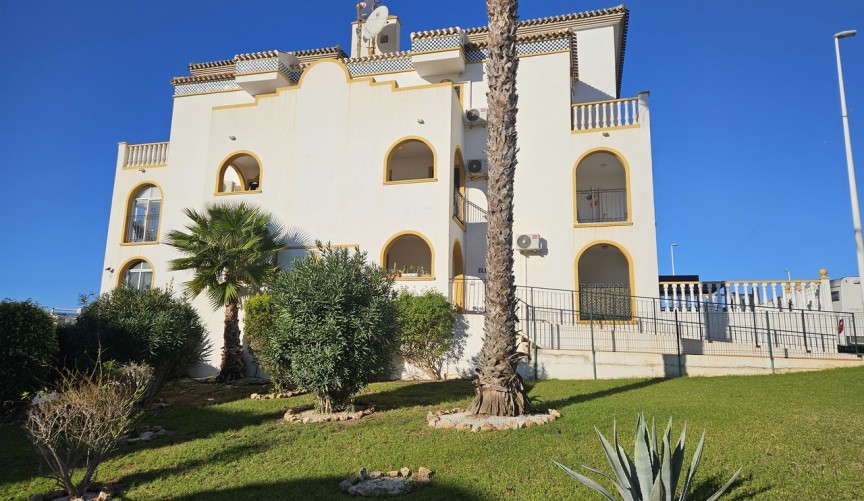 Reventa - Apartment -
La Zenia - Costa Blanca