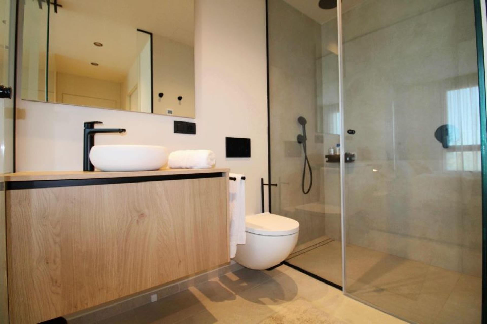 Reventa - Apartment -
Las Colinas Golf - Costa Blanca