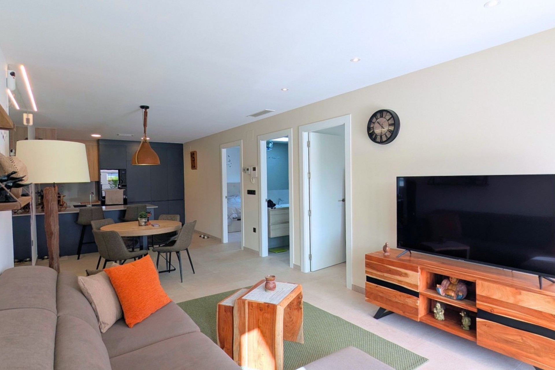 Reventa - Apartment -
Lo Crispin - Inland