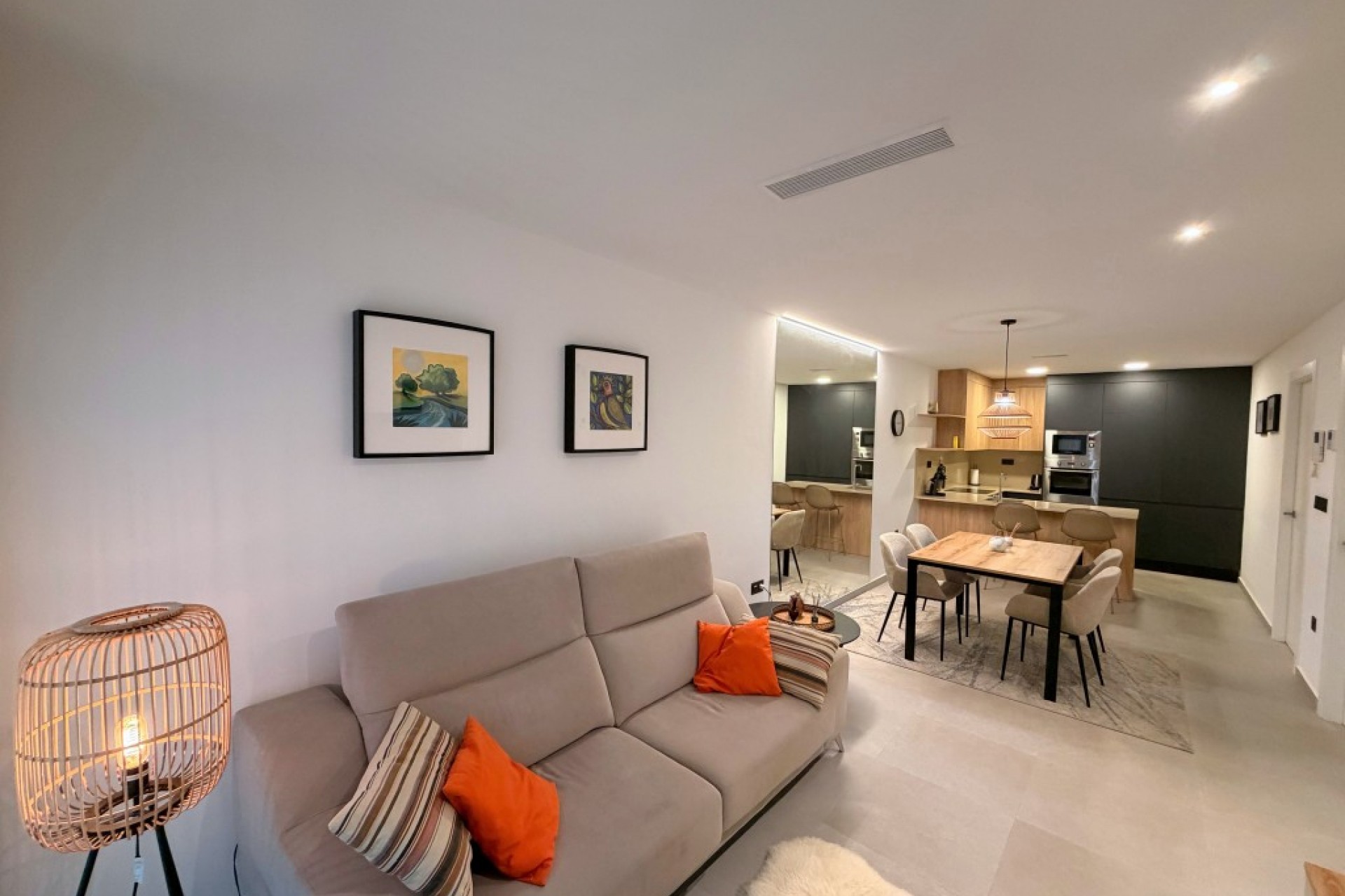 Reventa - Apartment -
Lo Crispin - Inland