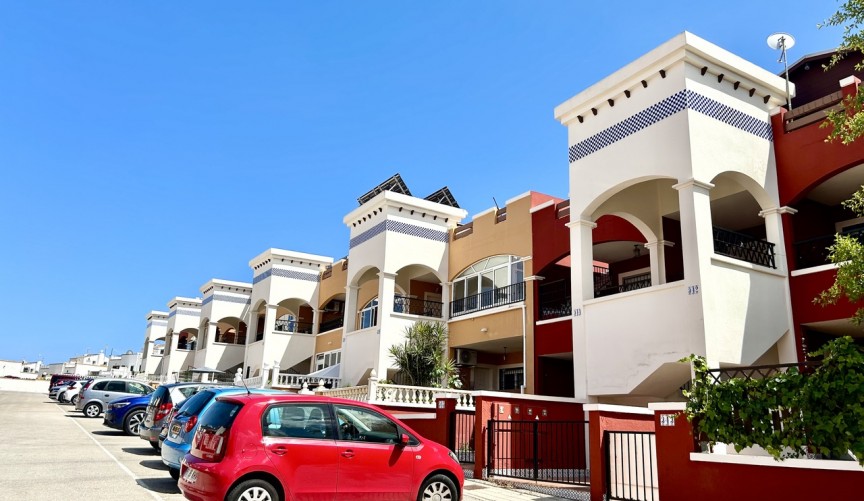 Reventa - Apartment -
Los Altos - Costa Blanca