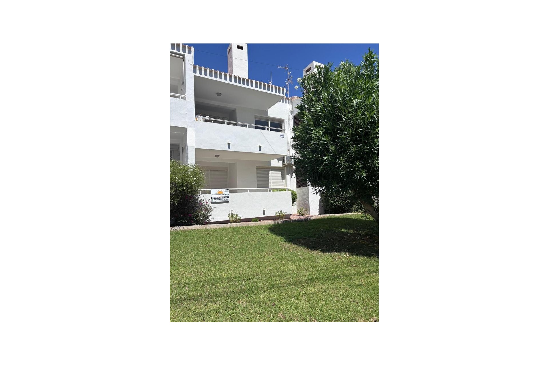 Reventa - Apartment -
Los Dolses - Inland