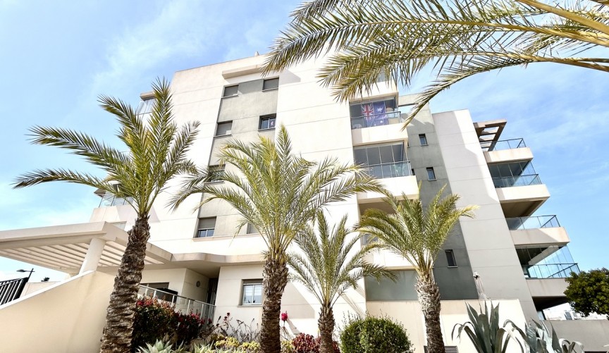 Reventa - Apartment -
Los Dolses - Inland