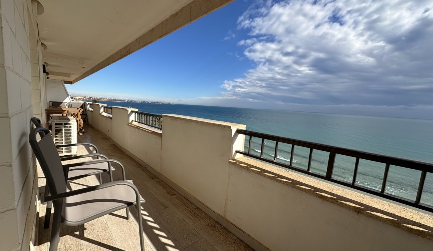 Reventa - Apartment -
Mil Palmeras - Costa Blanca