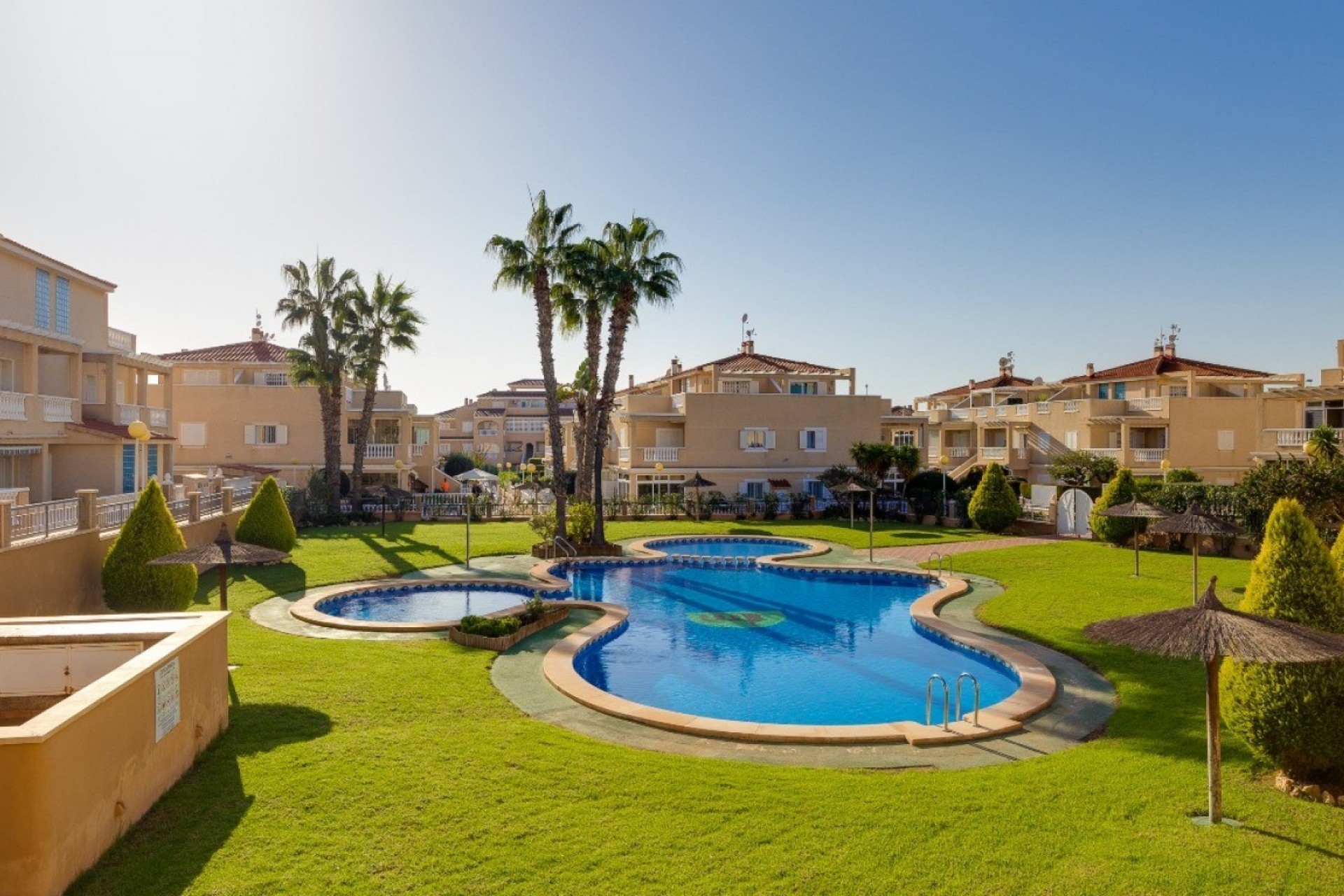 Reventa - Apartment -
Orihuela Costa - Costa Blanca