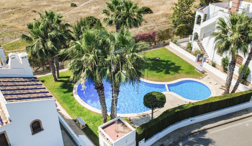 Reventa - Apartment -
Orihuela Costa - Costa Blanca