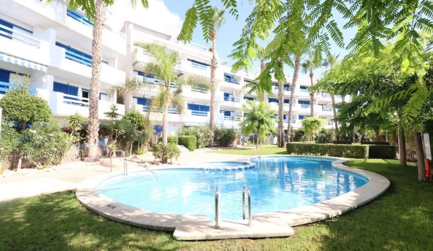 Reventa - Apartment -
Orihuela Costa - Costa Blanca