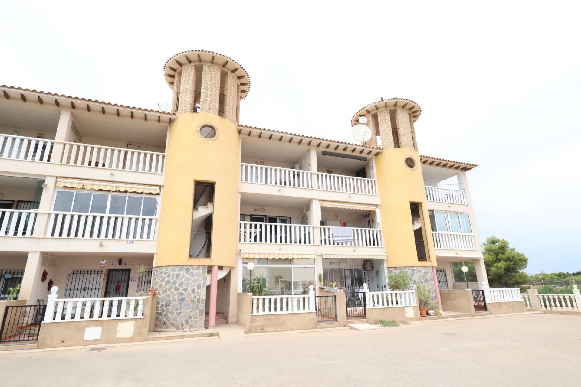 Reventa - Apartment -
Orihuela Costa - Costa Blanca