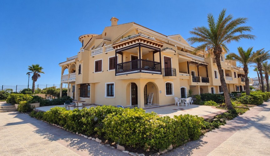 Reventa - Apartment -
Orihuela Costa - Costa Blanca