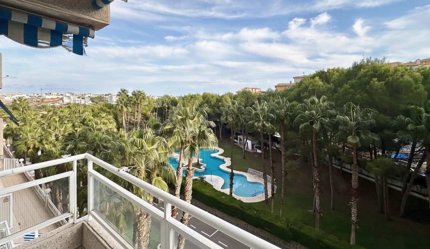 Reventa - Apartment -
Orihuela Costa - Costa Blanca