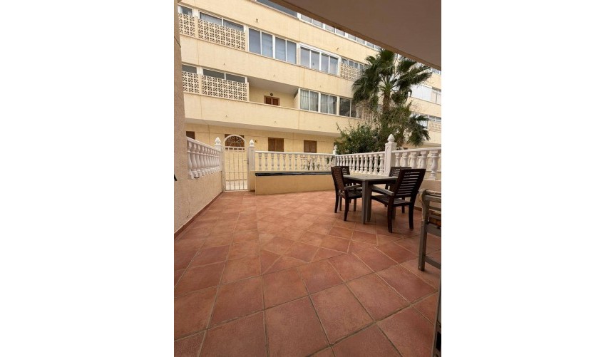 Reventa - Apartment -
Orihuela Costa - La Regia