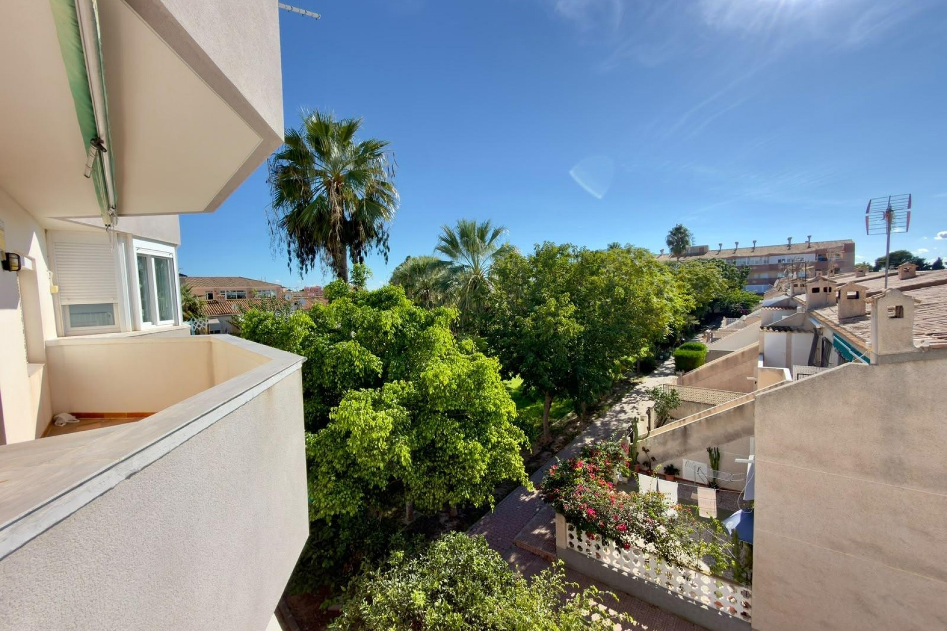 Reventa - Apartment -
Orihuela Costa - La Regia