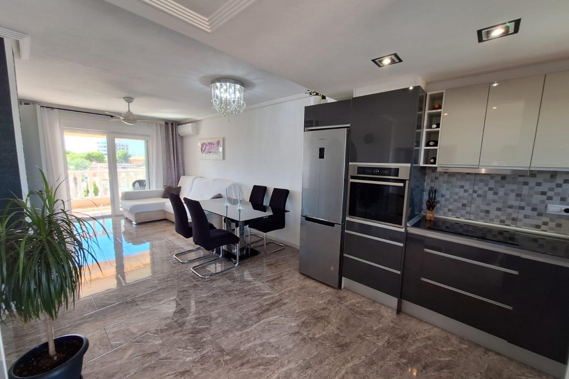 Reventa - Apartment -
Orihuela Costa - La Zenia