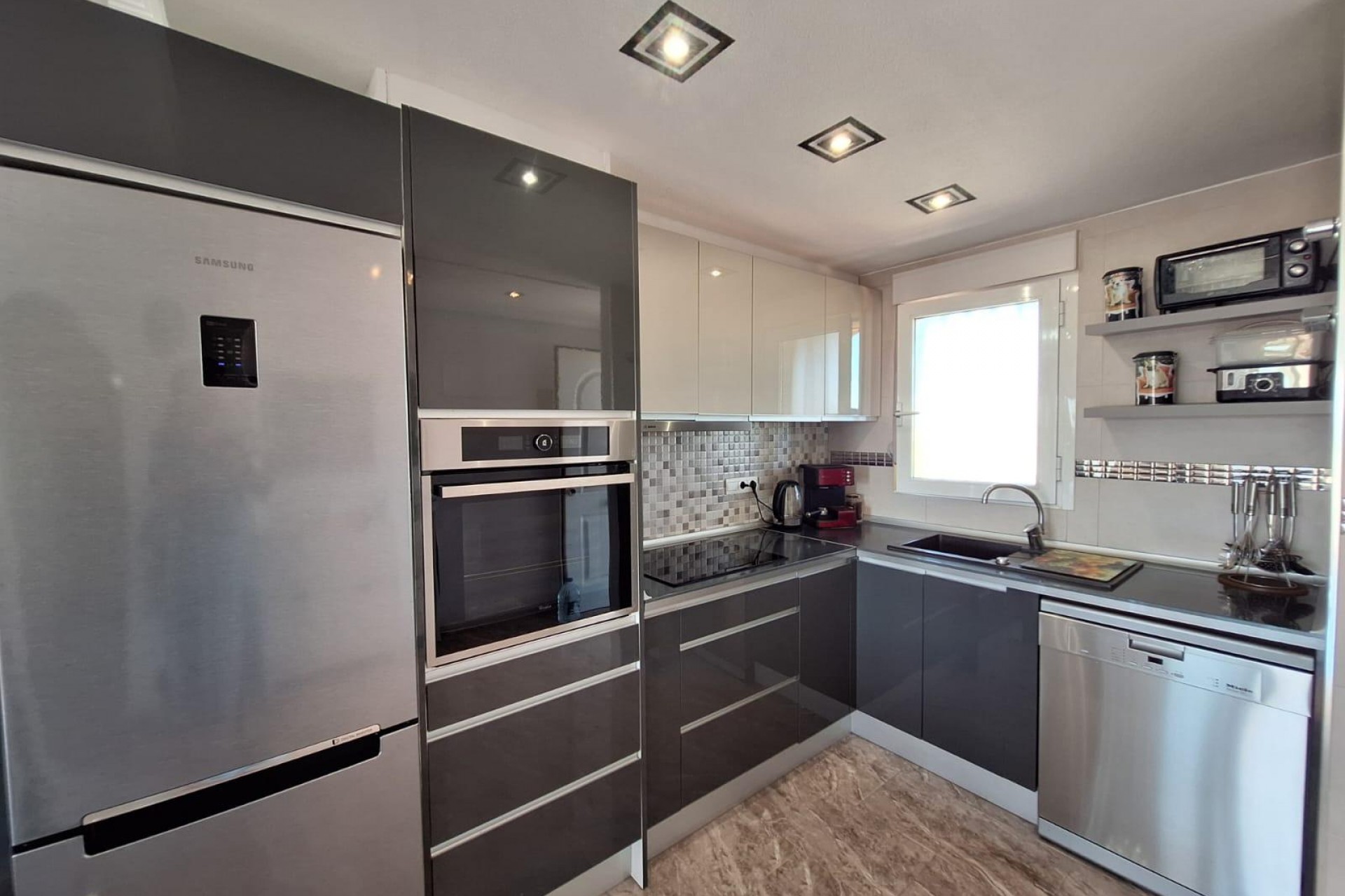 Reventa - Apartment -
Orihuela Costa - La Zenia