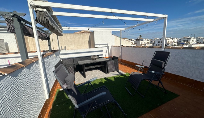 Reventa - Apartment -
Orihuela - Inland