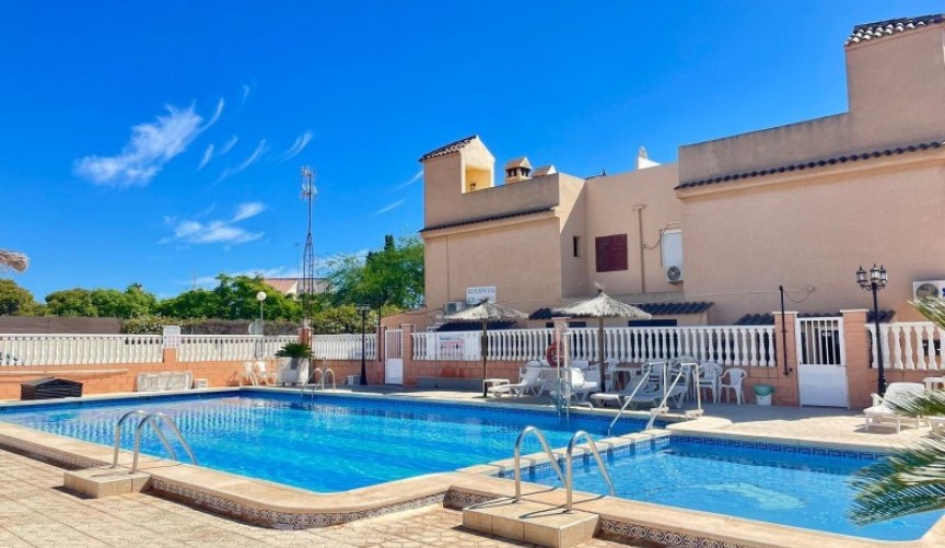 Reventa - Apartment -
Orihuela - Inland