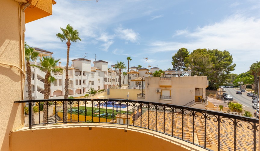 Reventa - Apartment -
Orihuela - Inland