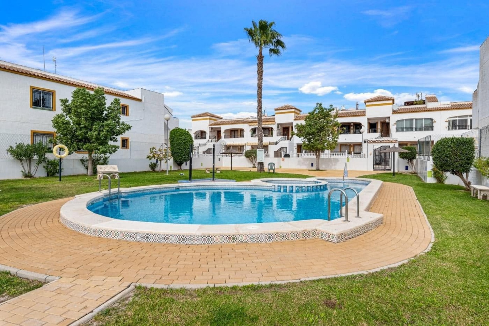 Reventa - Apartment -
Orihuela - Inland