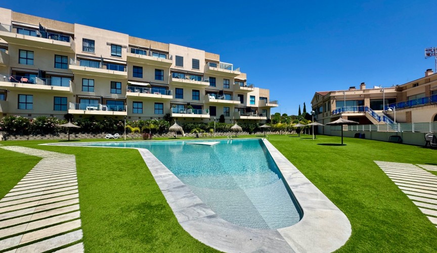 Reventa - Apartment -
Orihuela - Inland