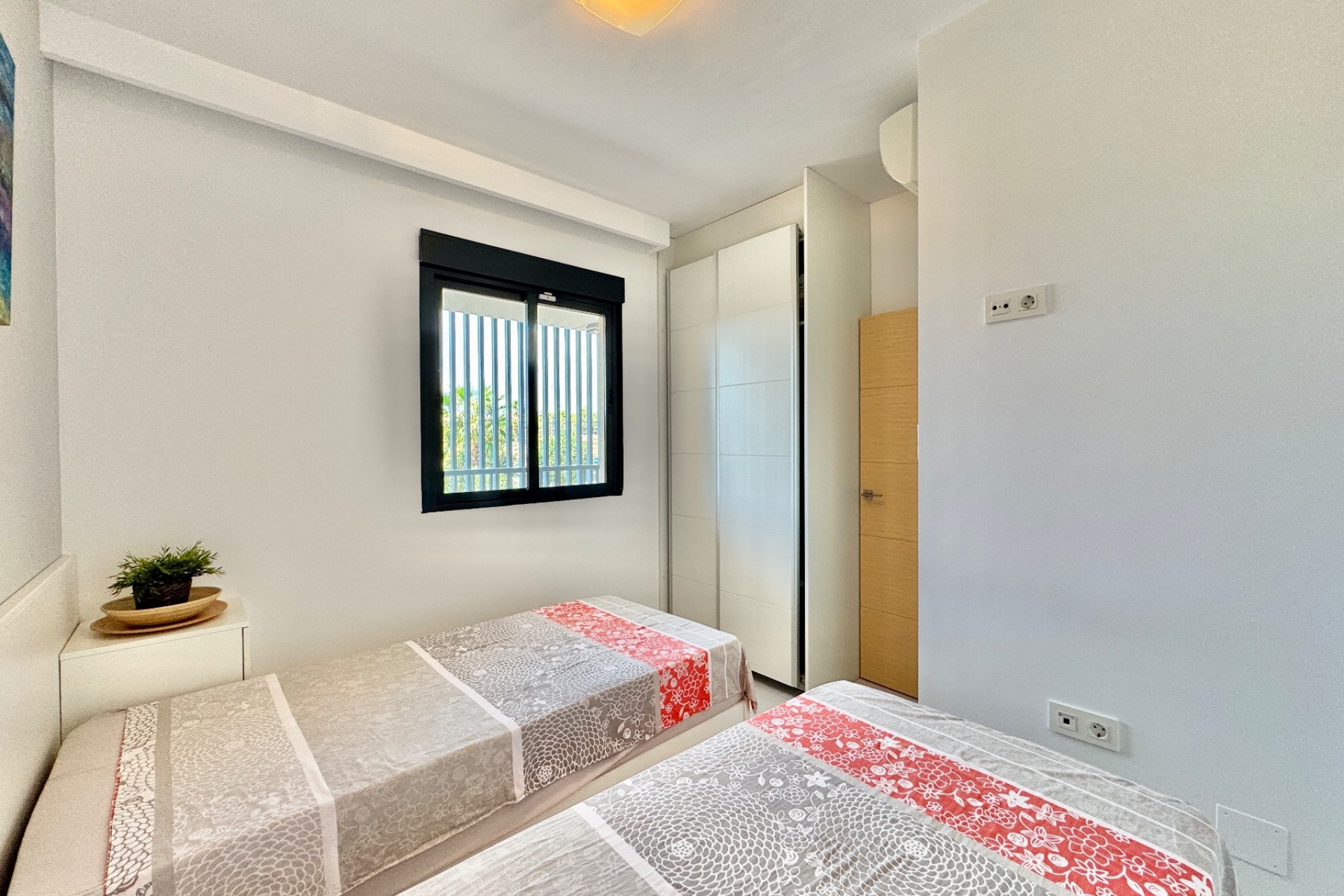 Reventa - Apartment -
Orihuela - Inland