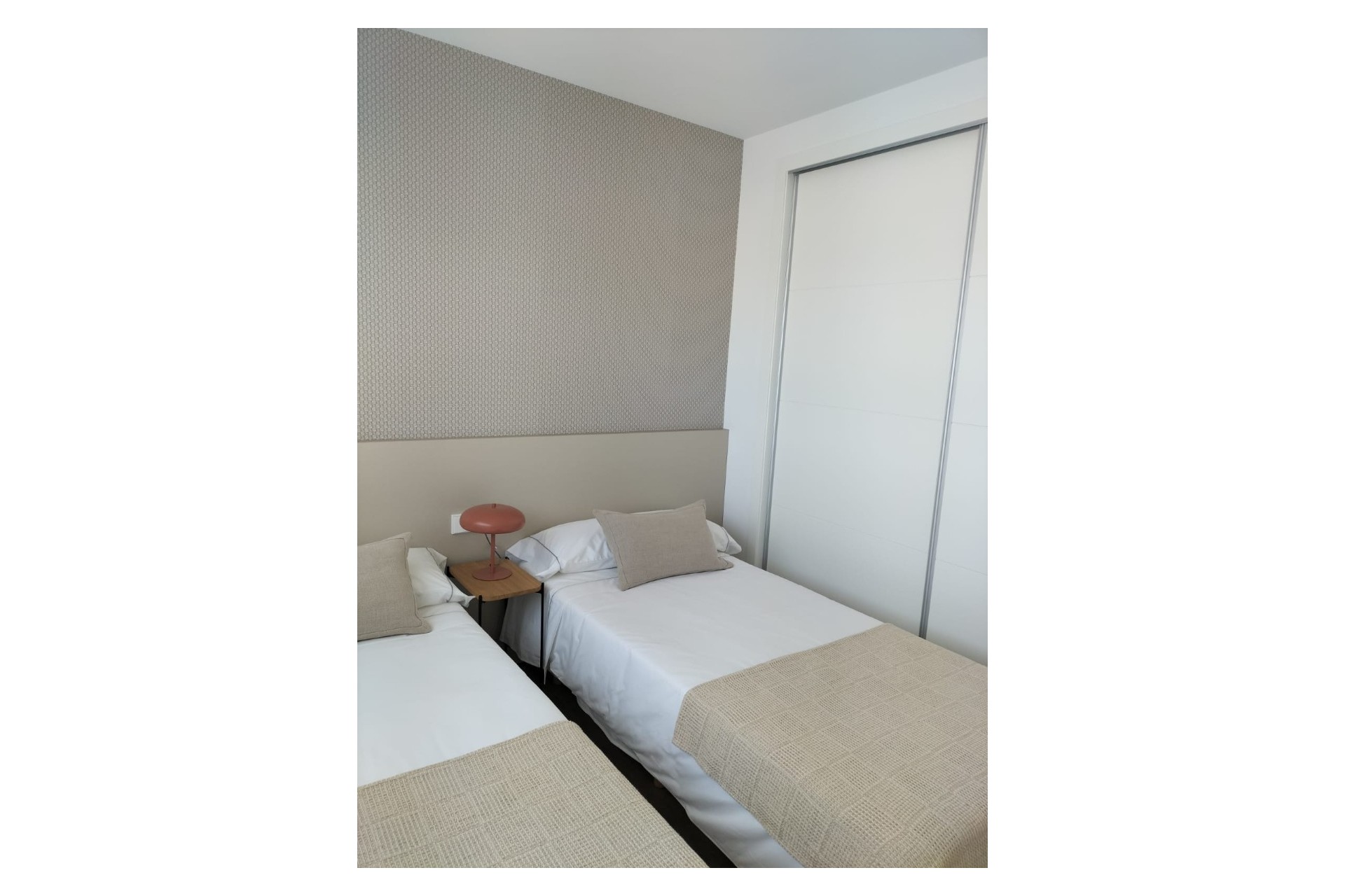 Reventa - Apartment -
Orihuela - Inland