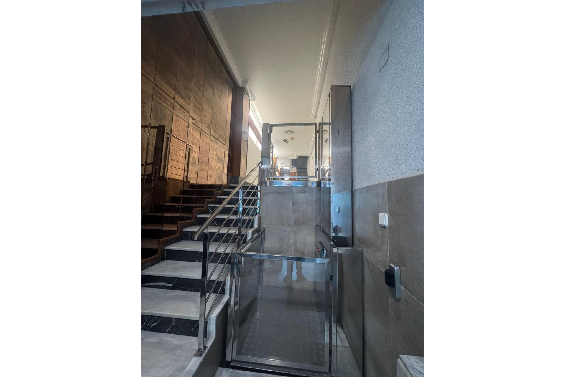 Reventa - Apartment -
Orihuela - Zona Centro