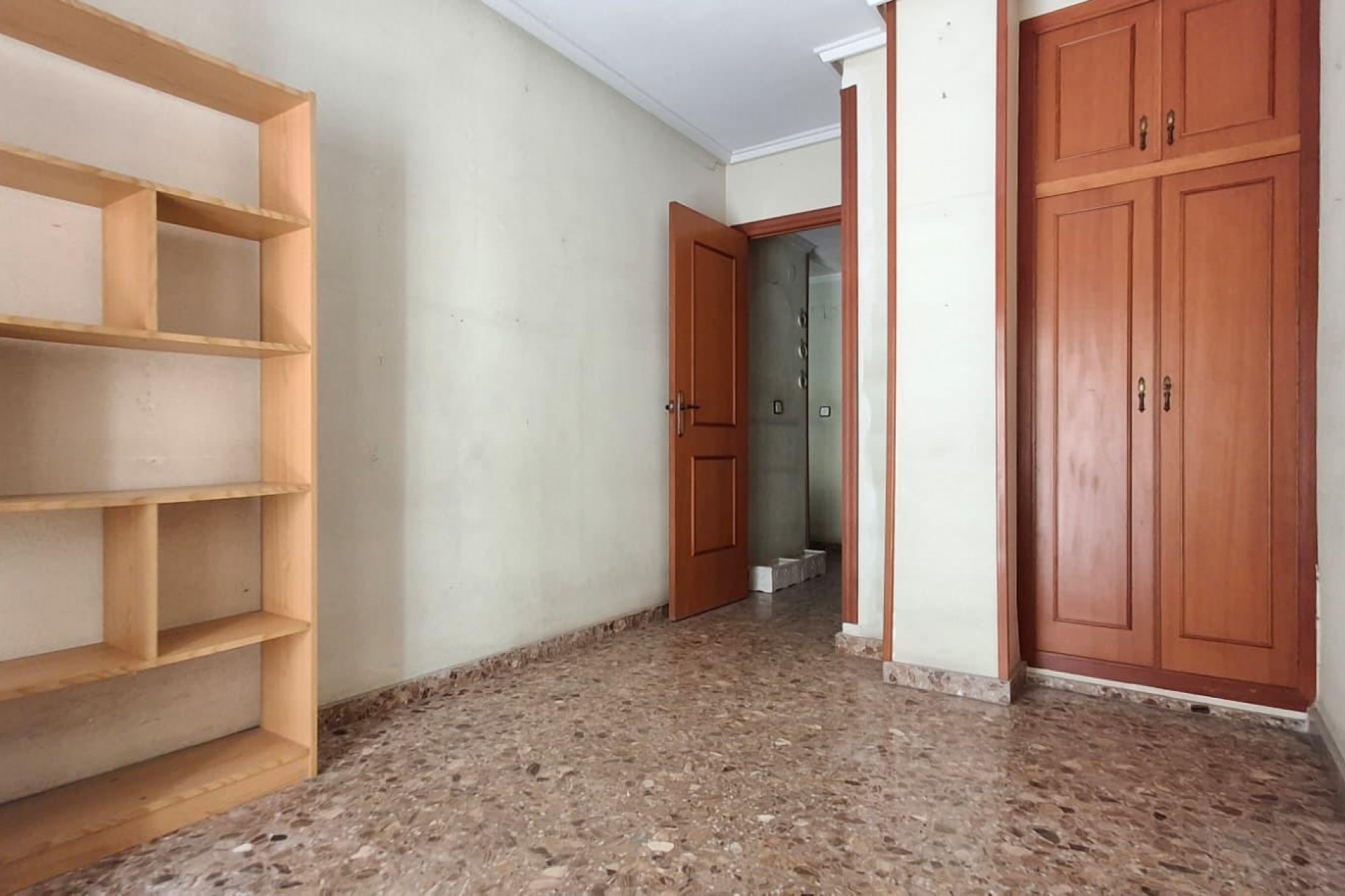 Reventa - Apartment -
Orihuela - Zona Centro