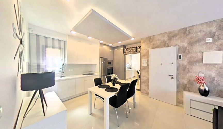 Reventa - Apartment -
Pilar de la Horadada - La Torre De La Horadada