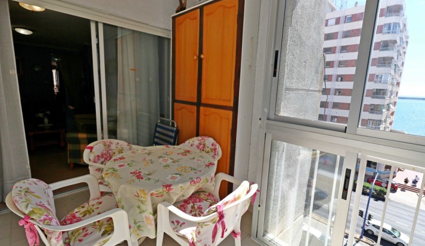Reventa - Apartment -
Playa Del Acequion - Costa Blanca