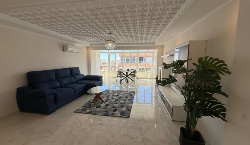 Reventa - Apartment -
Playa Del Acequion - Costa Blanca